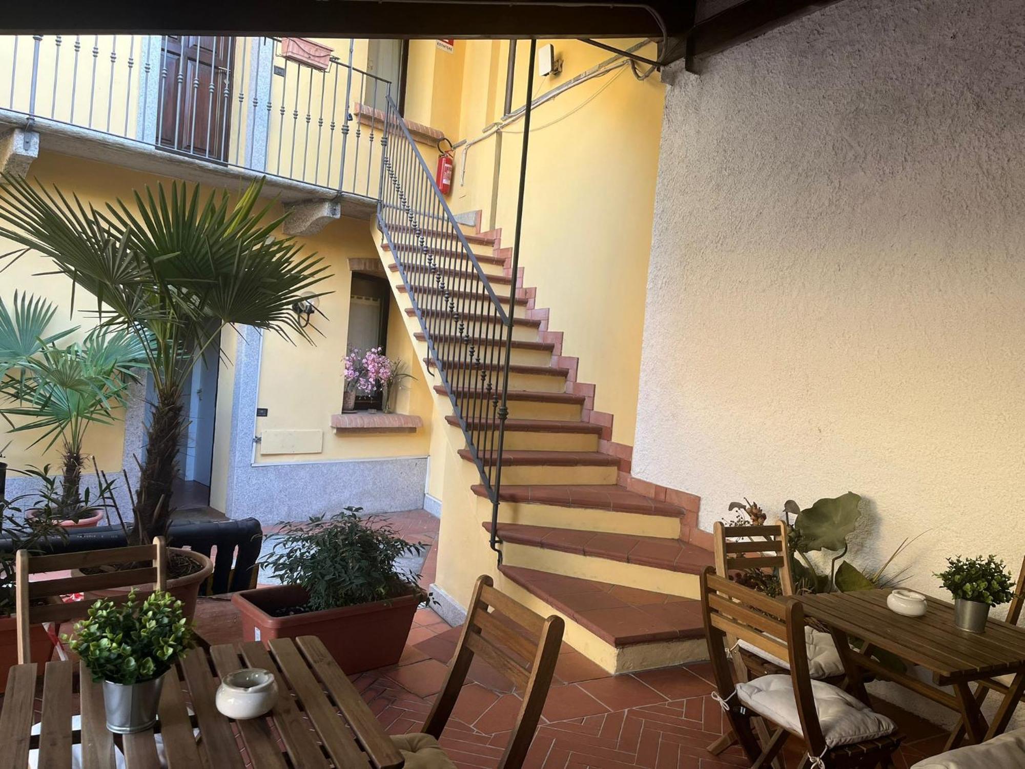 Bilocale Dafne Abbadesse Guest House Милано Екстериор снимка